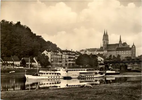 Meissen, mit dem Luxusfahrgastschiff Karl Marx -532900