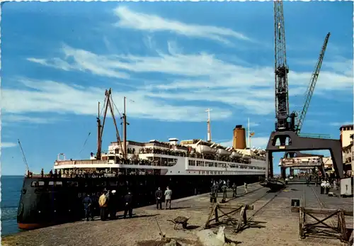 Bremerhaven, Columbuskaje un TS Bremen -533106