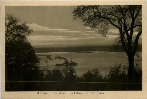 Altona, Blick auf die Elbe vo Stadtpark -533376