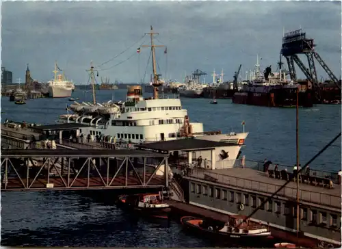 St. Pauli Landungsbrücken, Seebäderschiff Bunte Kuh -533530