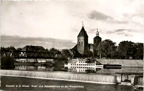 Hameln, Wehr und Münsterkirche an der Weserbrücke -534382