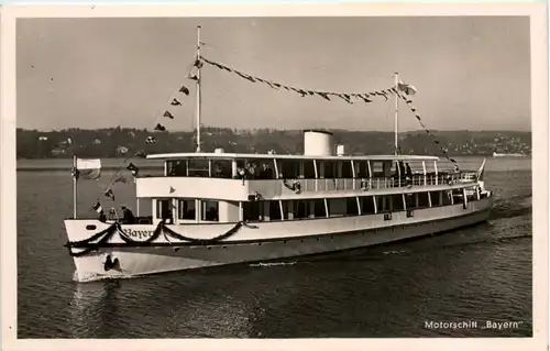 Motorschiff Bayern im Starnberger See -654324
