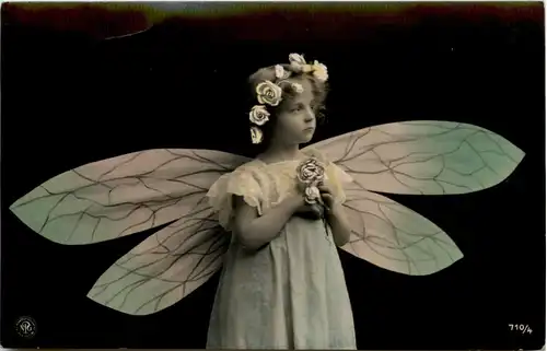 Kind mit Flügel -654482