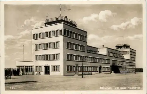 München - Der neue Flughafen -655326