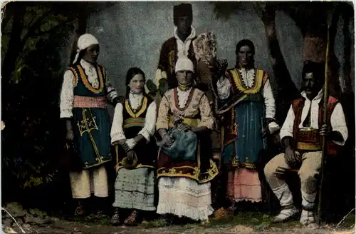 BAuerntracht von Sofia - Feldpoost -655440