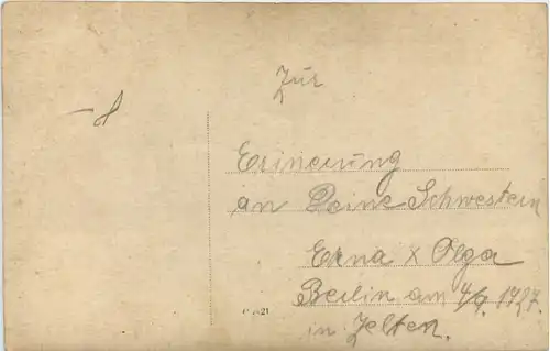 Frauen mit Teddybär -655906