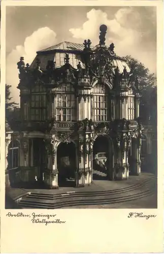 Dresden, Zwinger, Wallpavillon -537398