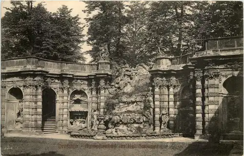 Dresden, Nymphenbad in Kgl. Zwinger -537354