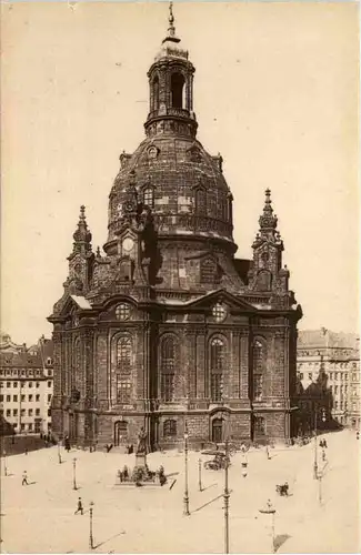 Dresden, Neumarkt mit Frauenkirche und Luther-Denkmal -537242