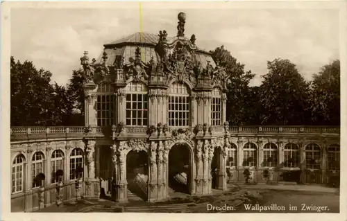 Dresden, Im Zwinger, Wallpavillon -537370