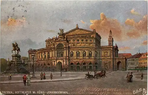 Dresden, Hoftheater mit König Johann-Denkmal -537546