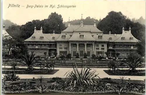 Dresden, -Pillnitz, Kgl. Schlossgarten mit Berg-Palais -537746