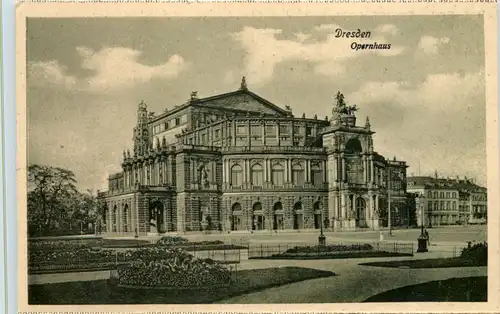 Dresden, Opernhaus -537766
