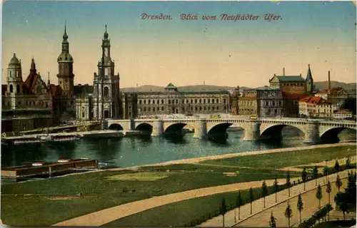 Dresden, Blick vom Neustädter Ufer -538122