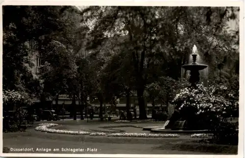 Düsseldorf, Anlage am Schlageter-Platz -538346