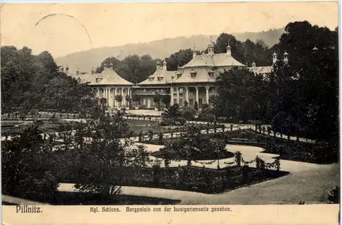 Pillnitz, Kgl. Schloss, Bergpalais von der Lustgartenseite gesehen -538958