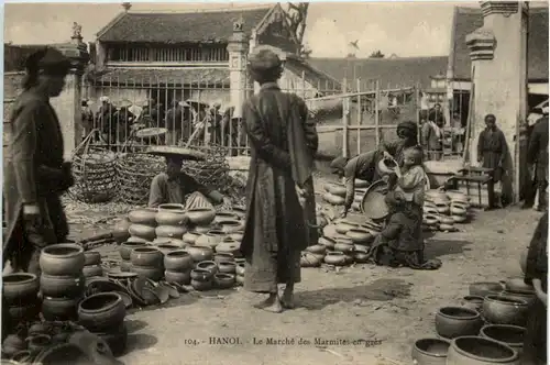 Hanoi - Le Marche des Marmites en gres -656150