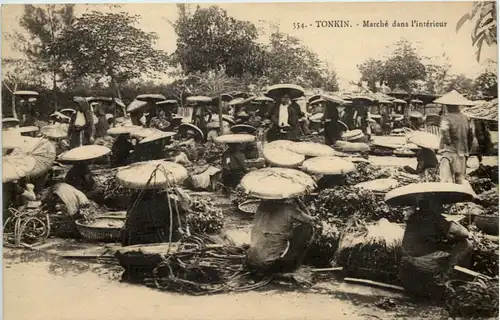 Tonkin - Marche dans l interieur -656142