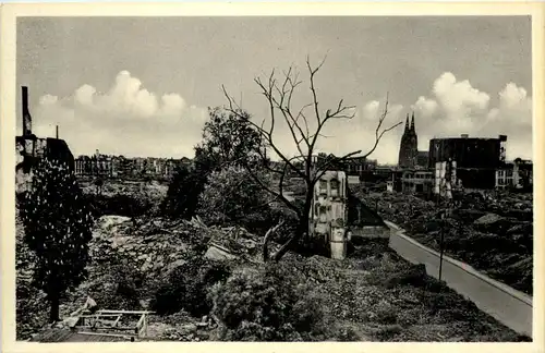 Köln - Zerstörung 1945 -657446