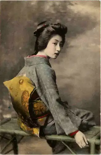 Japan - Woman -657936