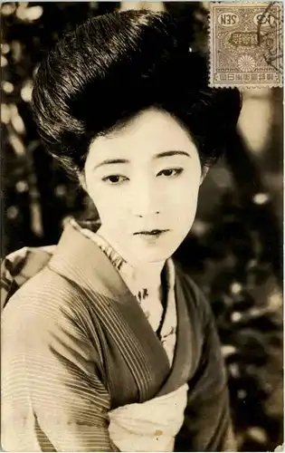 Japan - Woman -657928