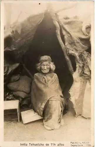 Argentina - S. Cruz India Tehuelche Centenaria -658244