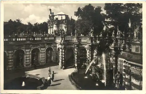 Dresden, Im Zwinger, Nymphenbad -537368