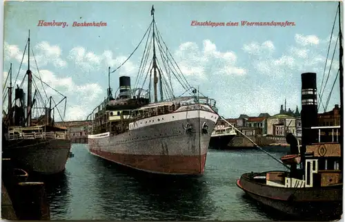 Hamburg, Baakenhafen, Einschleppen eines Woemanndampfers -538188