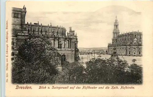 Dresden, Blick v. Zwingerwall auf das Hoftheater und die Kath. Hofkirche -537756