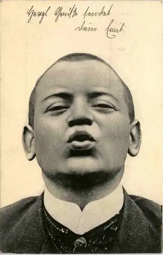 Lustige Gesichter -657000