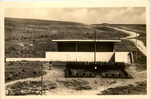 Lidice - Hrob lidickych muzu -658544