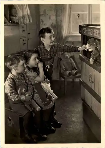 Kasperl Theater -659194