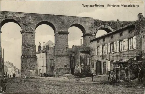 Joux aux Arches - Römische Wasserleitung -660036