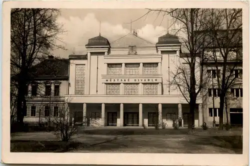 Pisek - Mestske divadlo -660804