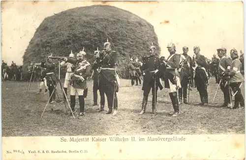 Kaiser Wilhelm II im Manövergelände -661272