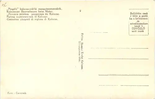 Kalocsauer Bauernfrauen beim Malen -663940