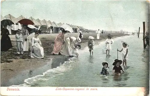 Venezia - Lido Capanne ragazzi in mare -665182