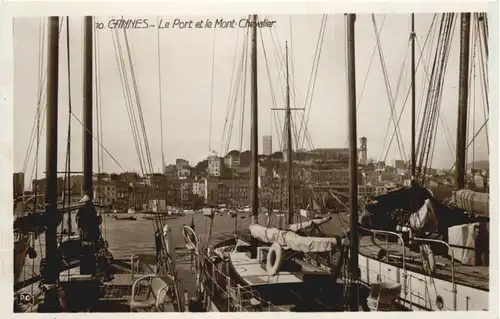 Cannes, Le Port et le Mont-Chevalier -539452