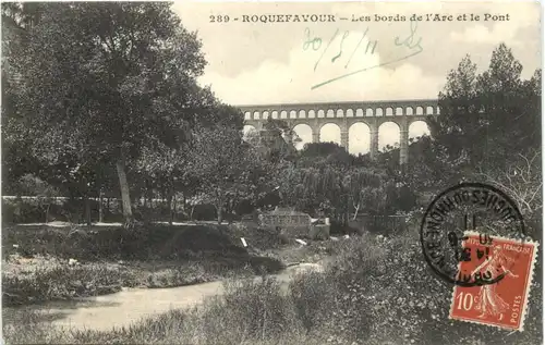 Roquefavour, Les bords de lÀrc et le Pont -539524