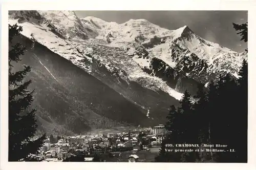 Chamonix, Vue generale et le Mont Blanc -540390