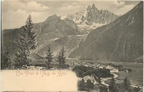 Les Praz et l Aiguille du Dru - Chamonix -540386