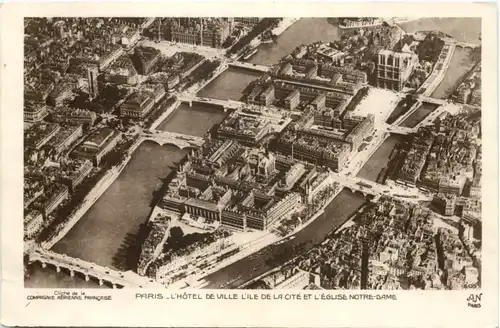 Paris, L`Hotel de Ville Lile de la Cite et L`Eglise Notre-Dame -540244