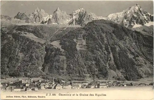 Chamonix et la Chaine des Aiguilles -540434
