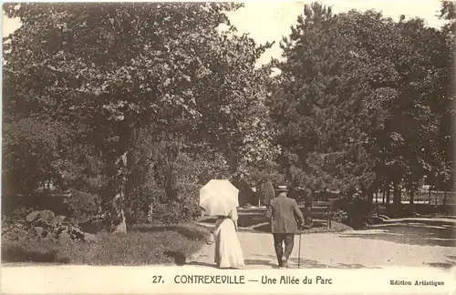 Contrexeville, Une Allee du Parc -540750