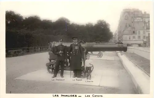 Paris, Les Invalides, Les Canons -541078