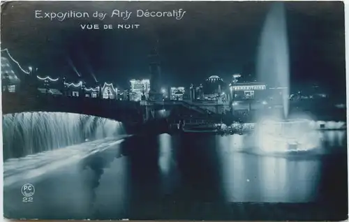 Paris, Exposition de Art Decoratif, Vue de nuit -541200