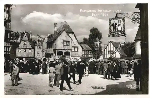 Paris, 1937 Exposition Internationale -541106