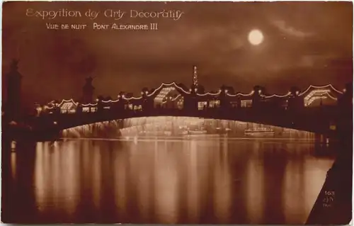 Paris, Exposition de Art Decoratif, Vue de nuit -541362