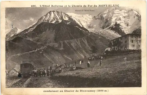 L`Hotel Bellevue et le Chemin de Fer du Mont Blanc -541426