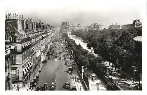 Paris, Rue de Rivoli et jardin des Tuileries -541190